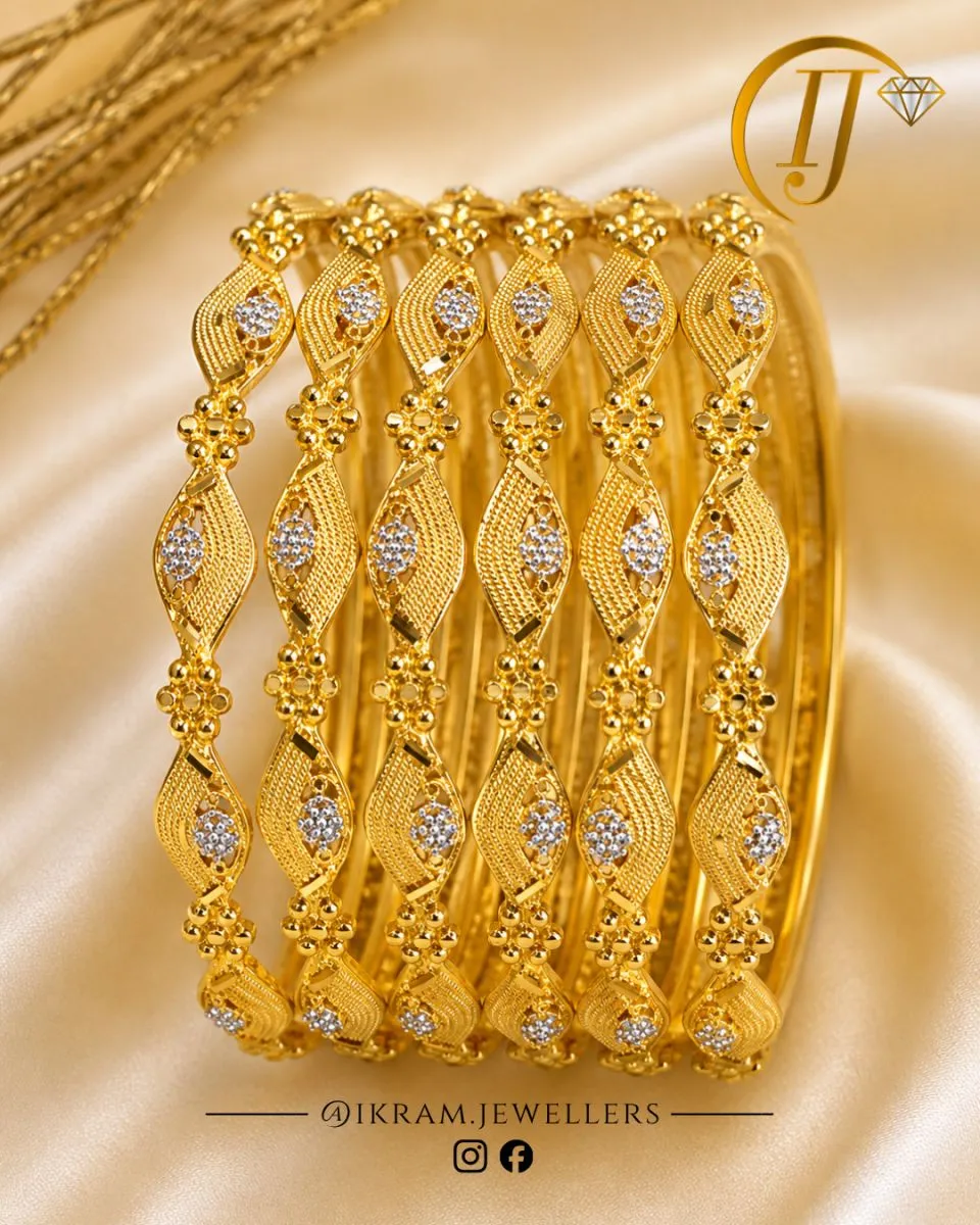 Bangles 044